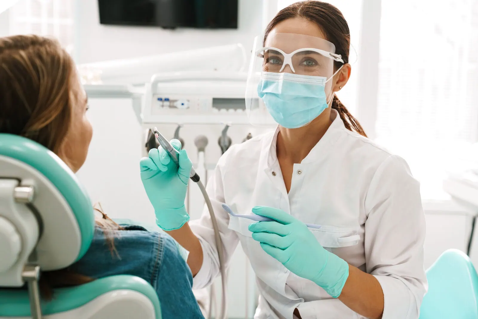 Iowa Dental of Grimes care team focused on patient comfort
